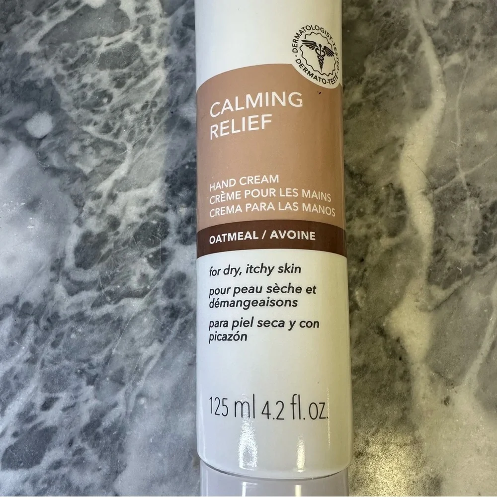 New Avon Moisture‎ Therapy Calming Relief Hand Cream
